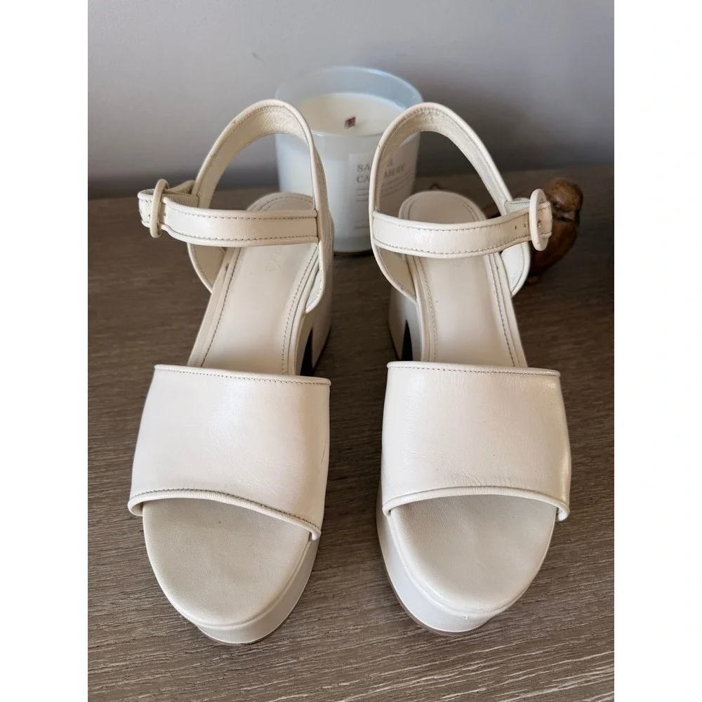 Larroude Platform Sandals Womens Cream Leather Chunky Heel Size 8.5 - Picture 3 of 11